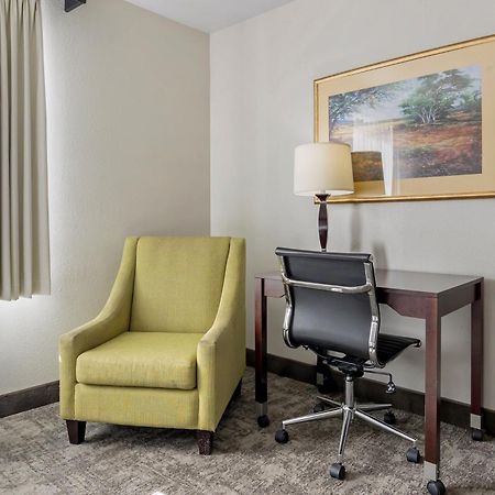Seaport Inn & Suites Lewiston Bagian luar foto