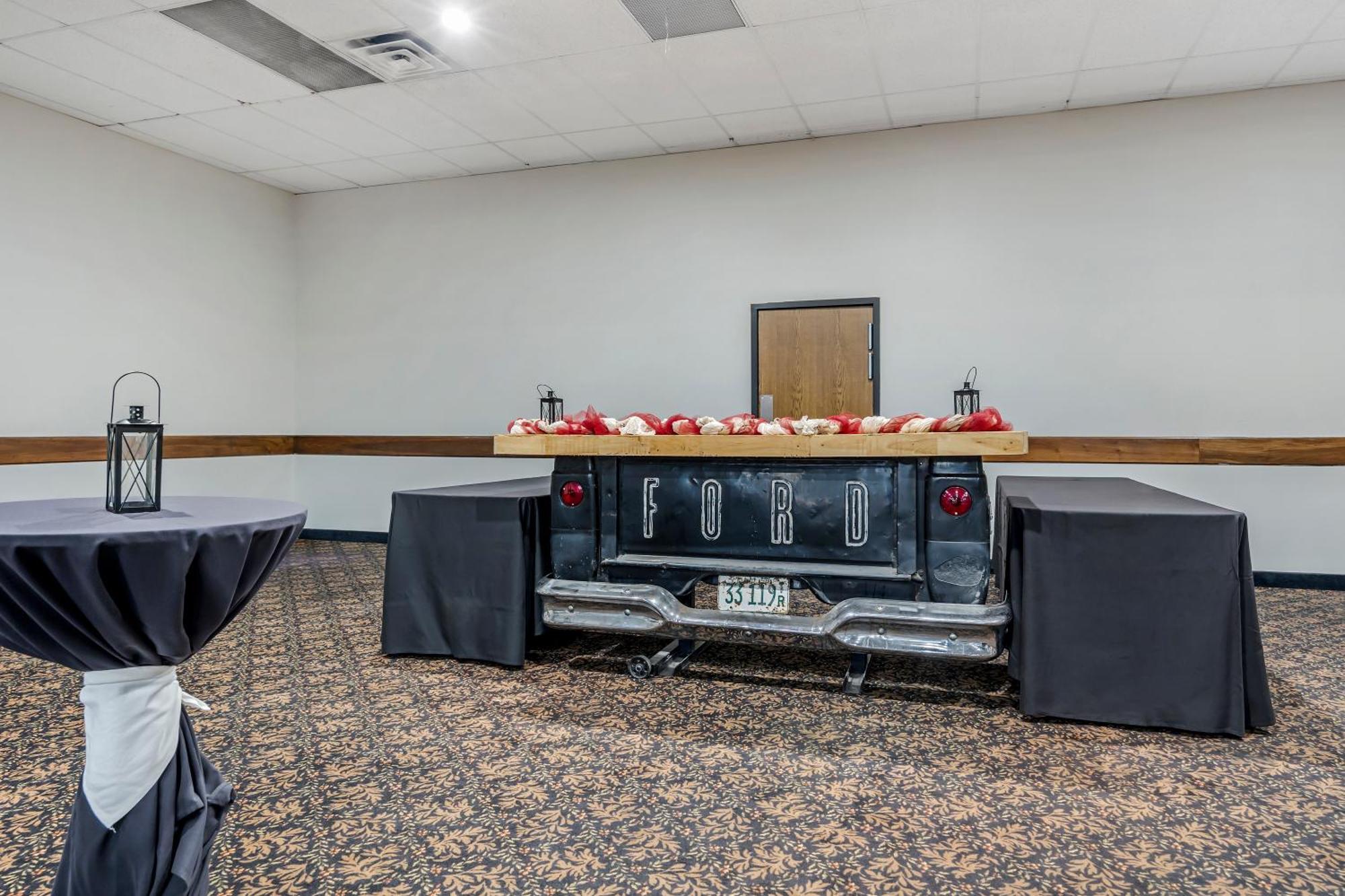 Seaport Inn & Suites Lewiston Bagian luar foto