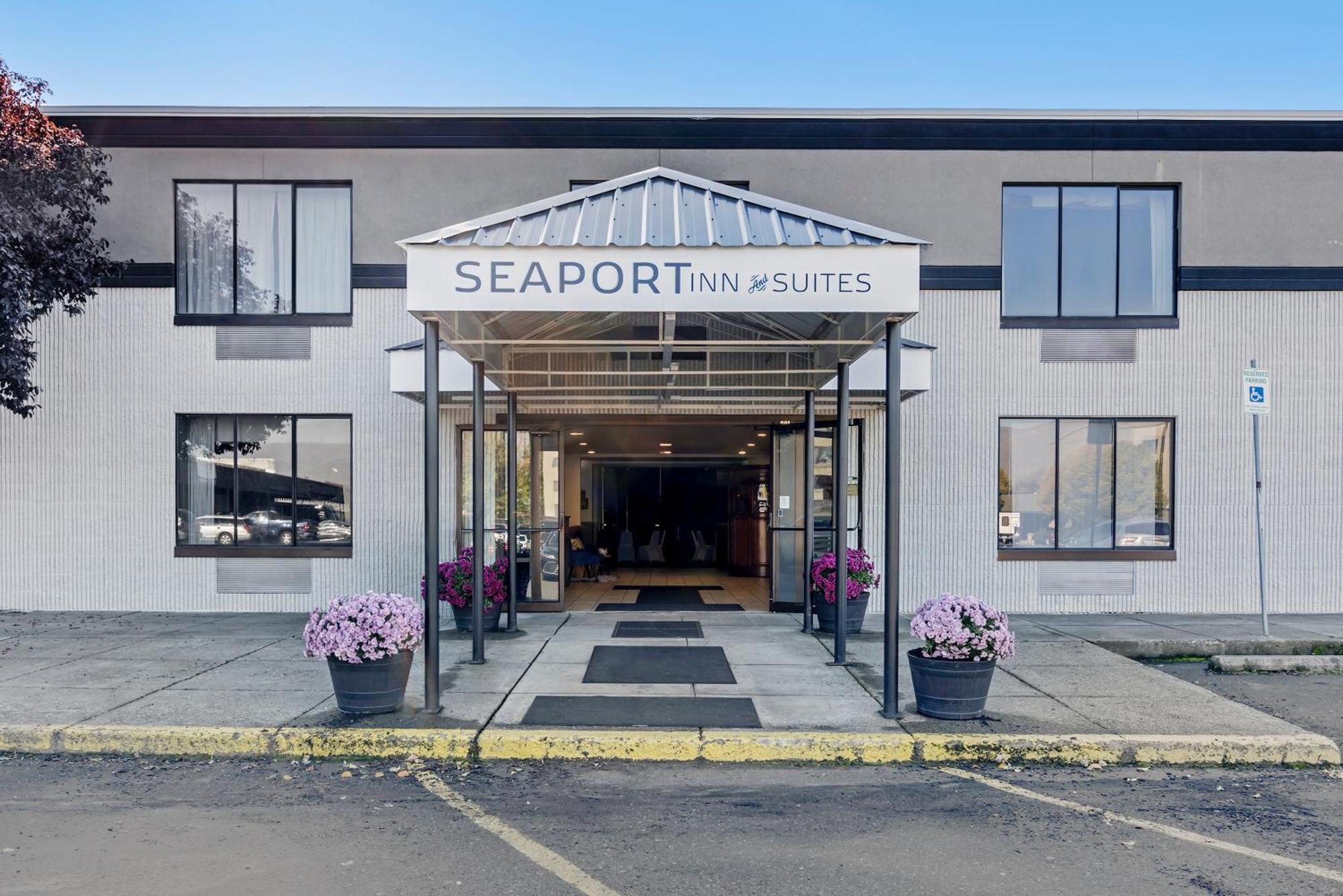 Seaport Inn & Suites Lewiston Bagian luar foto