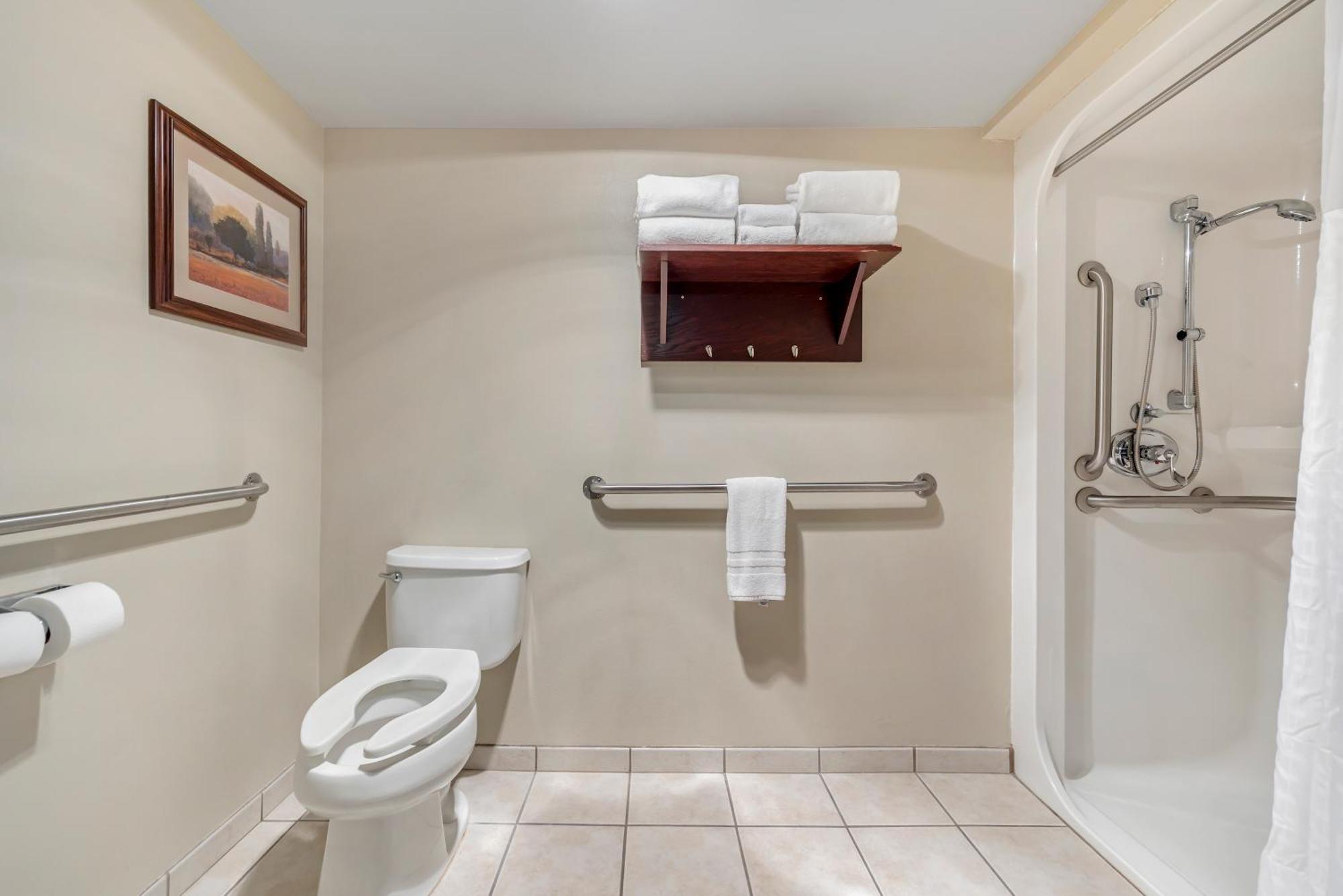 Seaport Inn & Suites Lewiston Bagian luar foto