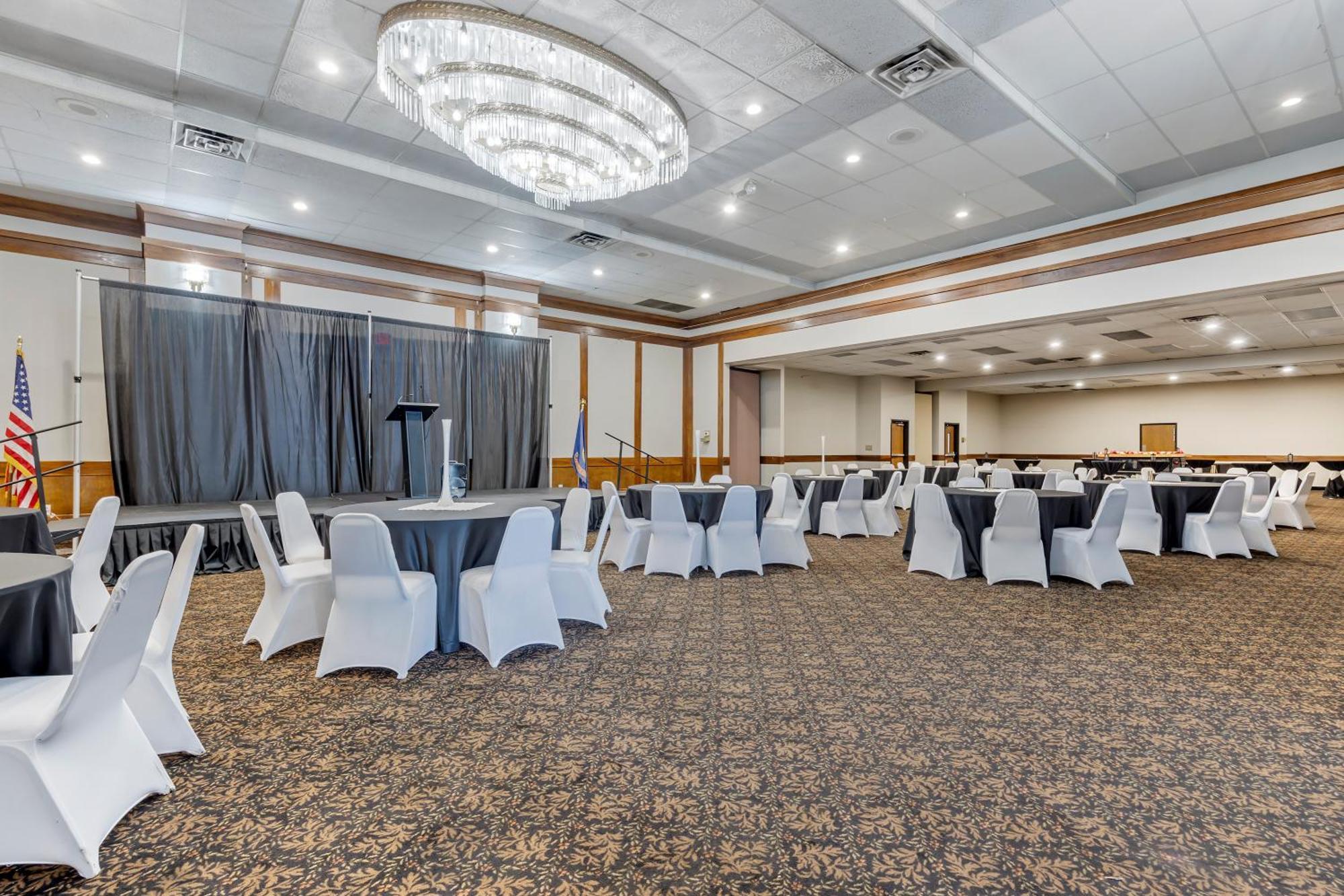 Seaport Inn & Suites Lewiston Bagian luar foto